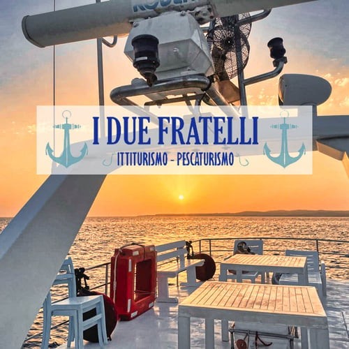 i due Fratelli, esperienza in barca con aperitivo al tramonto. Passa un momento indimenticabile godendo del tramonto e gustando un aperitivo a base di pesce. Con la Sant'Antioco card avrai il 10% di sconto